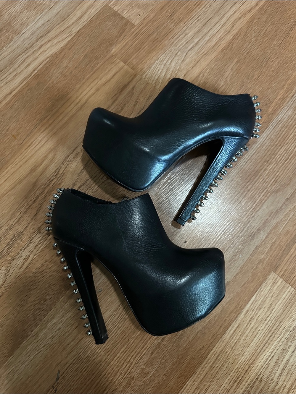 Steve Madden Black Spike-Detail Platform Ankle Booties